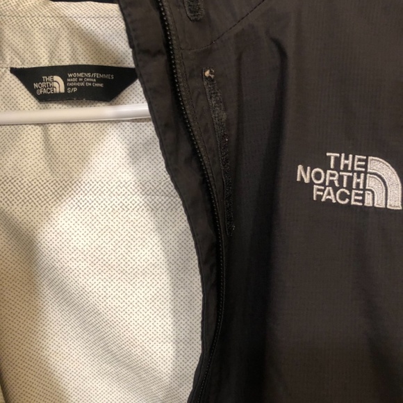 The North Face Rain Jacket - Picture 2 of 4